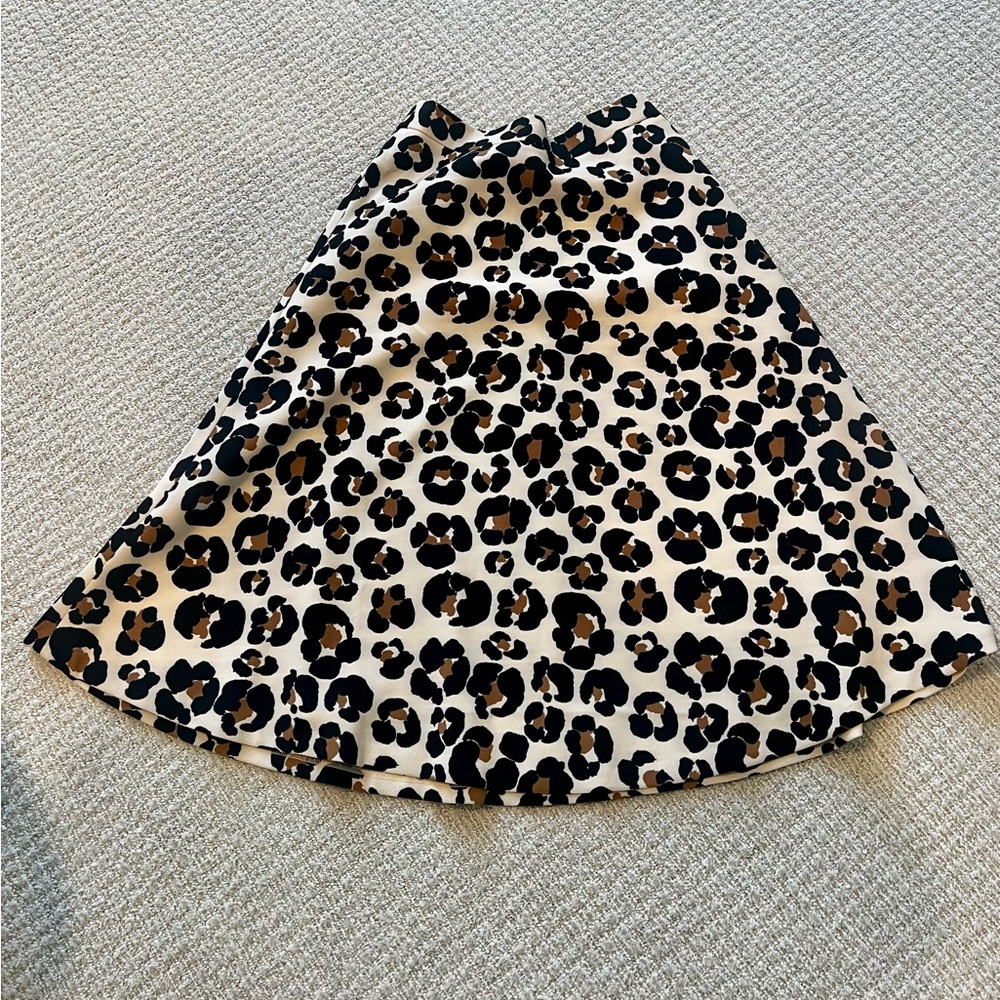 Ann Taylor leopard print midi skirt - size 2